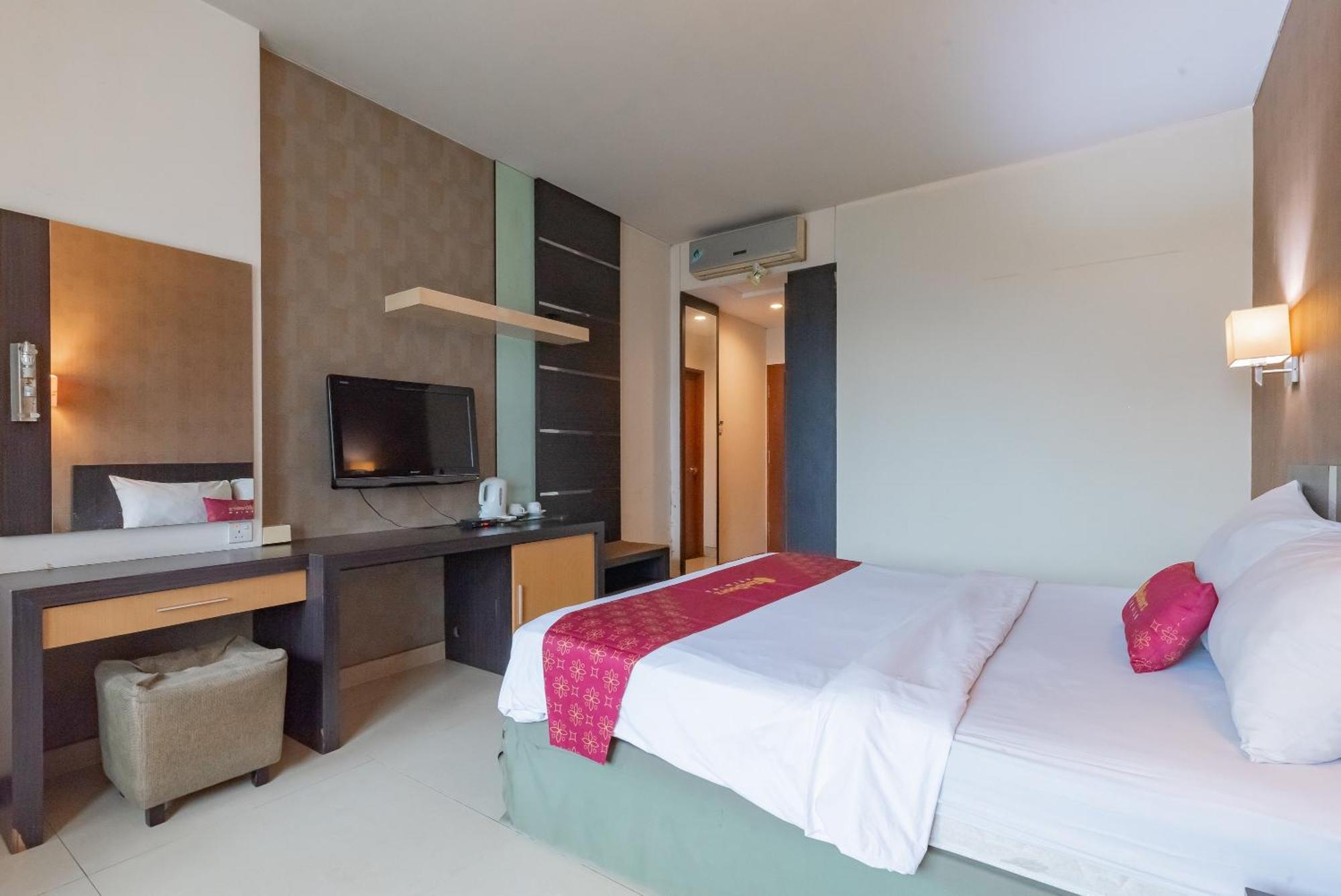 Reddoorz Premium Near Paris Van Java Mall Bandung Exteriör bild